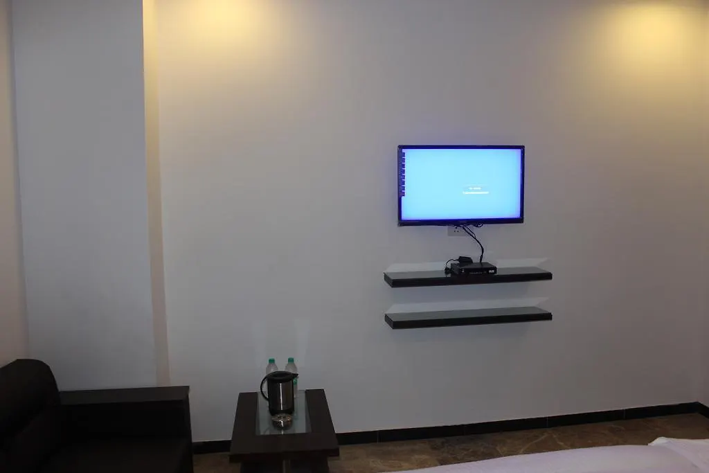 Oyo 4210 Hotel Sunway Inn Agra   Agra (Uttar Pradesh)