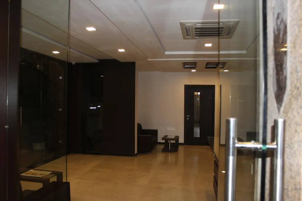 **  Oyo 4210 Hotel Sunway Inn Agra  India