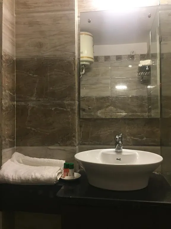 Oyo 4210 Hotel Sunway Inn Agra  2*, Agra (Uttar Pradesh)