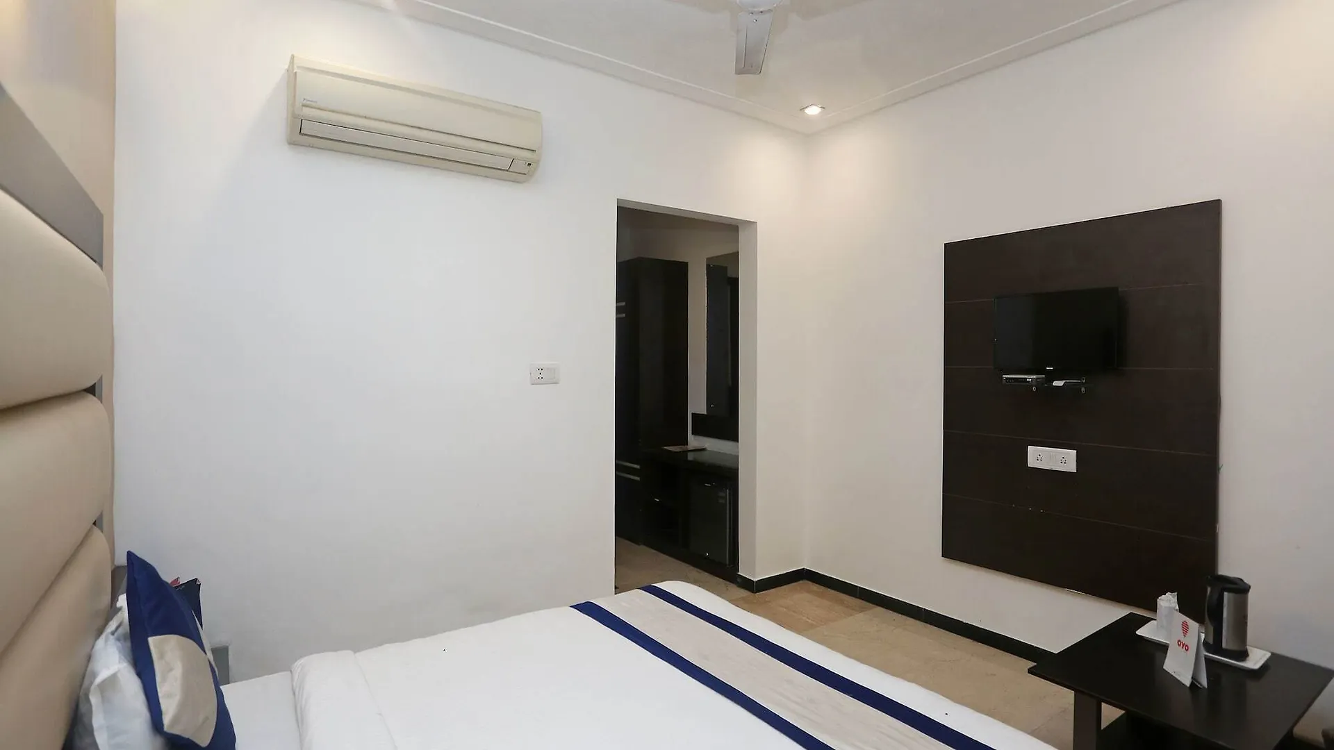 Oyo 4210 Hotel Sunway Inn Agra
